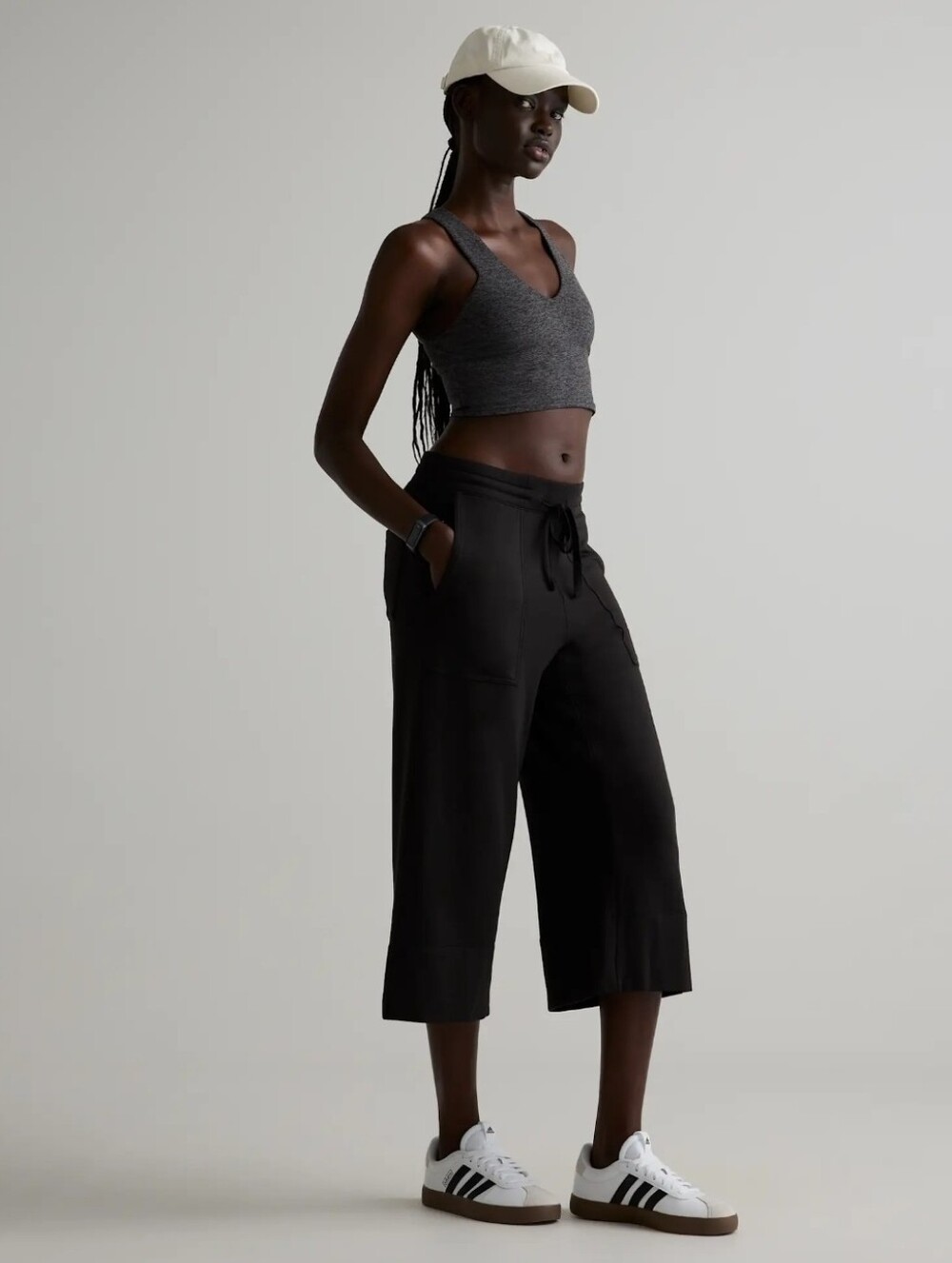 Quince Black Cropped Wide-Leg Drawstring Capris